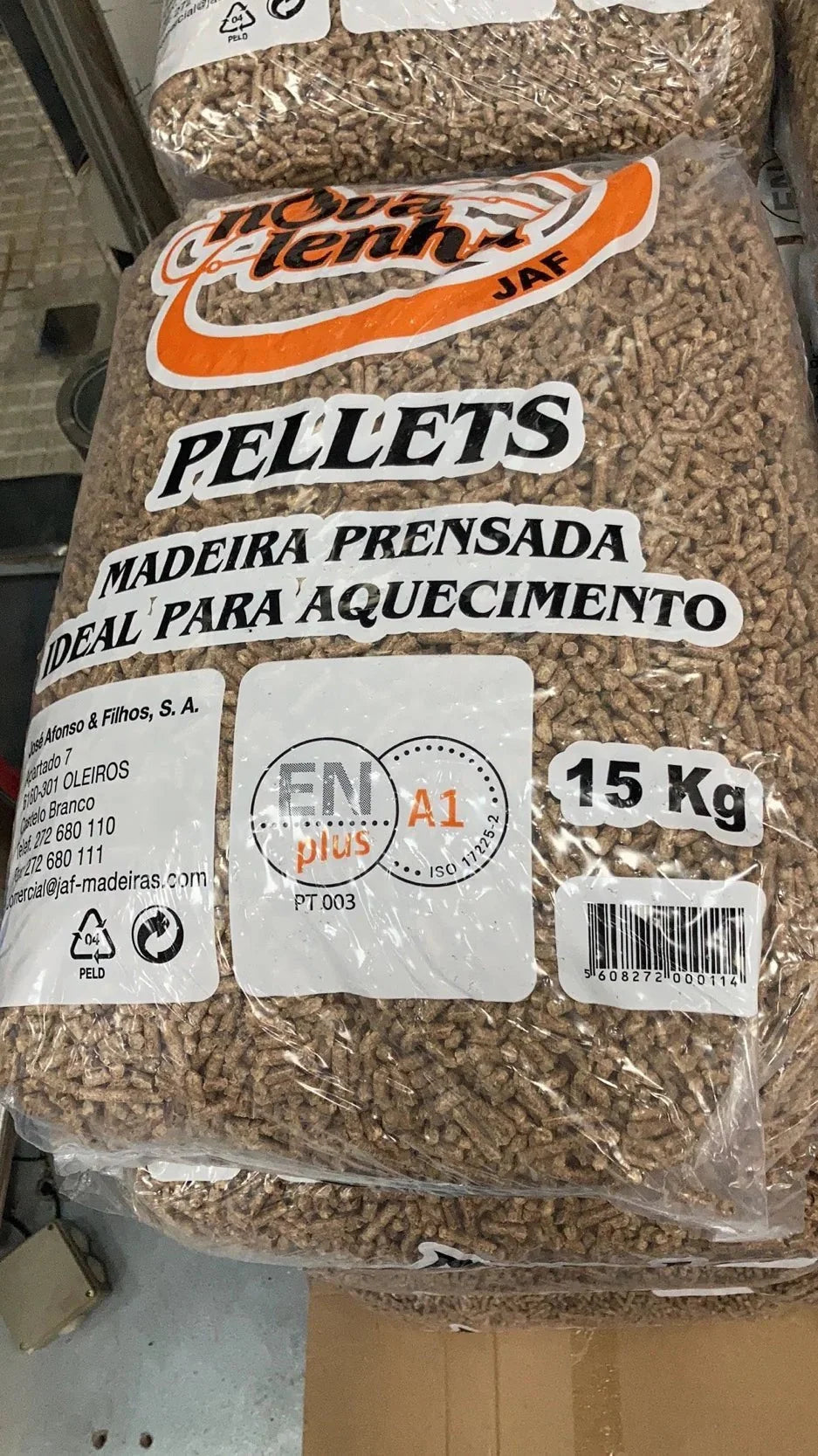 Drevené pelety NOVA LENHA – paleta 100 vriec po 15 kg (1 500 kg)